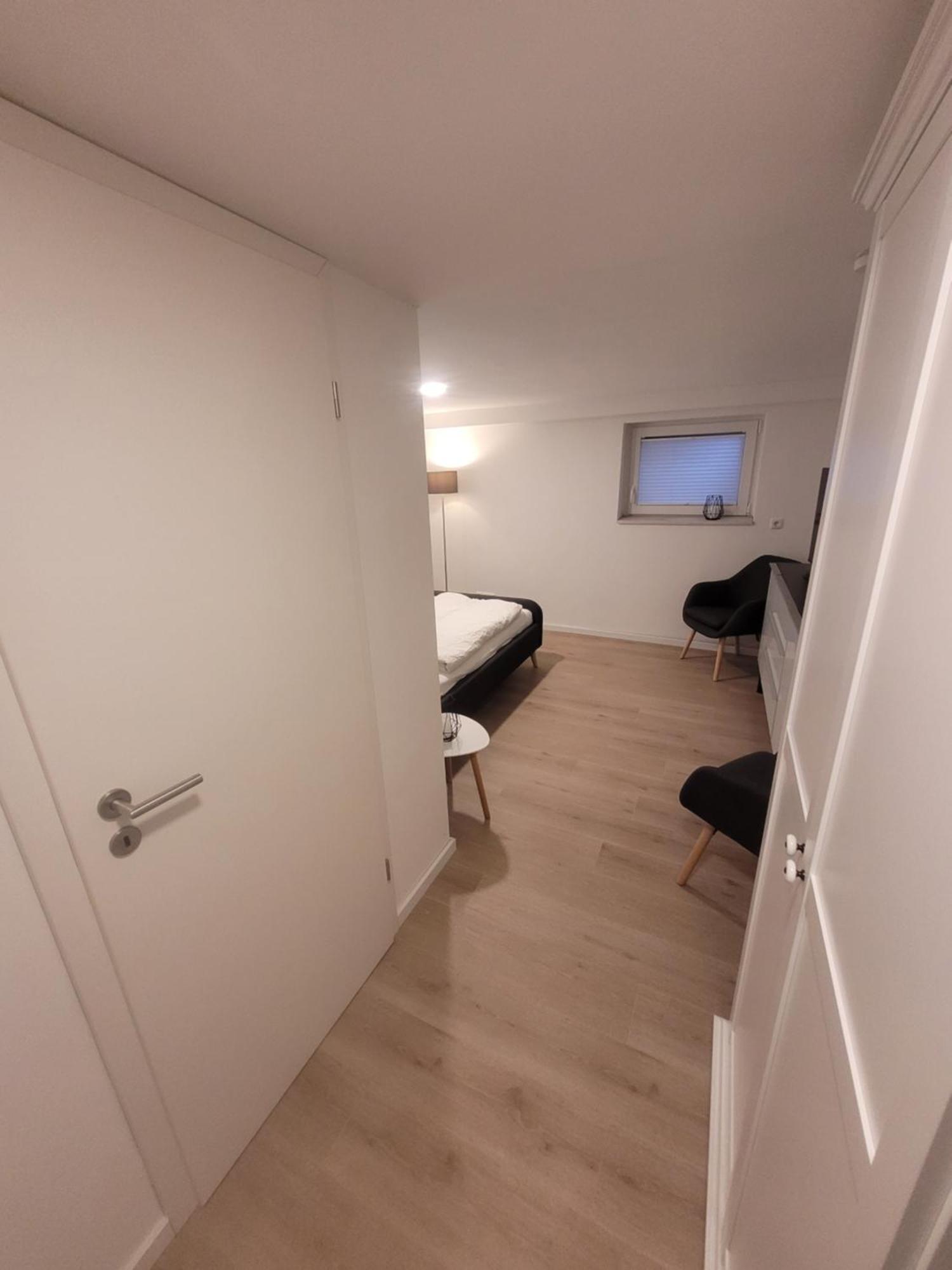 Im Souterrain Mit Eigenem Bad Celle